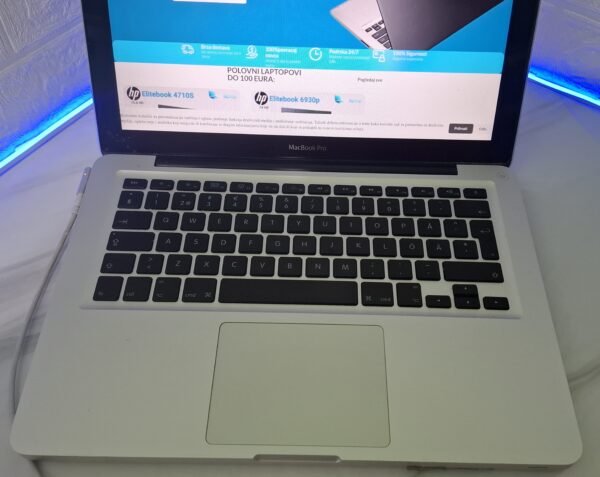 𝗠𝗮𝗰𝗯𝗼𝗼𝗸𝗣𝗿𝗼, Intel Core 2 Duo , 4GB DDR3, 500GB HDD, Nvidia GeForce
