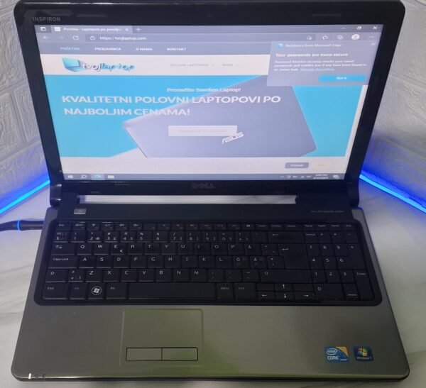 𝗗𝗲𝗹𝗹 𝗶𝗻𝘀𝗽𝗶𝗿𝗶𝗼𝗻 𝟭𝟱𝟲𝟰, I3, 6GB DDR3, 120 SSD, ATI Radeon