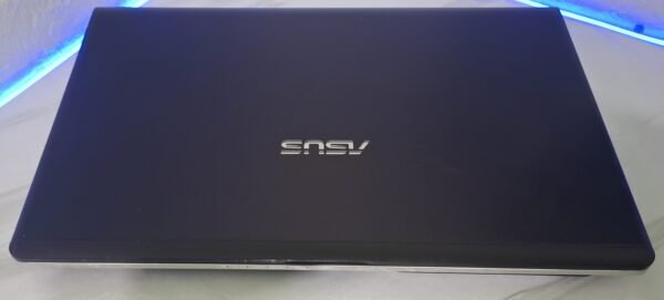 𝗔𝘀𝘂𝘀 𝗡𝟱𝟲𝗗𝗣,AMD A8, 8GB DDR3, 120 SSD, Dve grafike