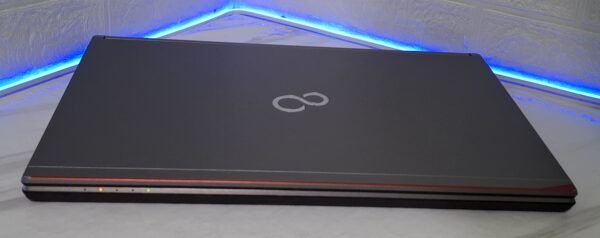This Listing Is In Review All listings go through a standard review before they become visible to others. 𝗙𝘂𝗷𝗶𝘁𝘀𝘂 𝗟𝗜𝗙𝗘𝗕𝗢𝗢𝗞 𝗘𝟳𝟱𝟰, Intel® Core™ i5, 8GB DDR3, 128 SSD, Intel HD