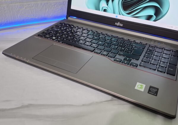 This Listing Is In Review All listings go through a standard review before they become visible to others. 𝗙𝘂𝗷𝗶𝘁𝘀𝘂 𝗟𝗜𝗙𝗘𝗕𝗢𝗢𝗞 𝗘𝟳𝟱𝟰, Intel® Core™ i5, 8GB DDR3, 128 SSD, Intel HD