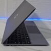 𝗧𝗿𝗲𝗸𝘀𝘁𝗼𝗿 𝗣𝗿𝗶𝗺𝗲𝗯𝗼𝗼𝗸 𝗨𝟭𝟯𝗕 🖥️ 𝗣𝗿𝗼𝗰𝗲𝘀𝗼𝗿: Intel® Pentium® N4200 💾 𝗠𝗲𝗺𝗼𝗿𝗶𝗷𝗮:4GB DDR4 🎨 𝗚𝗿𝗮𝗳𝗶𝗸𝗮: Intel® UHD Graphics 600 💽 𝗛𝗮𝗿𝗱 𝗱𝗶𝘀𝗸: 120 Nvme 📺 𝗠𝗼𝗻𝗶𝘁𝗼𝗿: 13.3", 1920 x 1080, IPS, Full HD LED, Multi-touch 📡 𝗕𝗲𝘇̌𝗶𝗰̌𝗻𝗮 𝗺𝗿𝗲𝘇̌𝗮: Wi-Fi 5 (802.11ac) Ethernet LAN 10,100,1000 Mbit/s Bluetooth 4.1 🔌 𝗣𝗼𝘃𝗲𝘇𝗶𝘃𝗮𝗻𝗷𝗲: USB 3.0 1 USB 2.0 2 VGA 1 LAN 1 HDMI 1 📸 𝗪𝗲𝗯𝗰𝗮𝗺: Da 🔋𝗕𝗮𝘁𝗲𝗿𝗶𝗷𝗮: 3h 𝗘𝗫𝗧𝗥𝗔: Multi-touch screan, svetleca tastatura, JBL ozvucenje