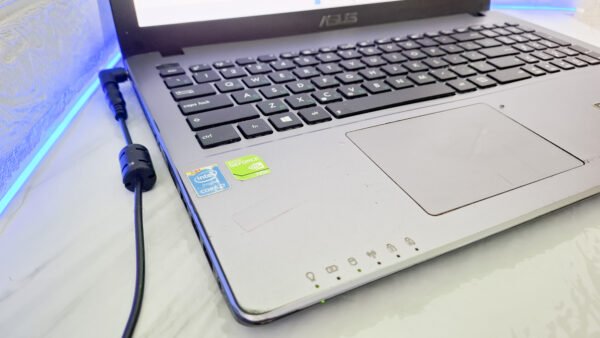 Asus X550LC | Intel Core i7-4500U | 8GB RAM | 120GB SSD | 15.6" HD | NVIDIA GeForce GT 720M | Windows 11 Pro