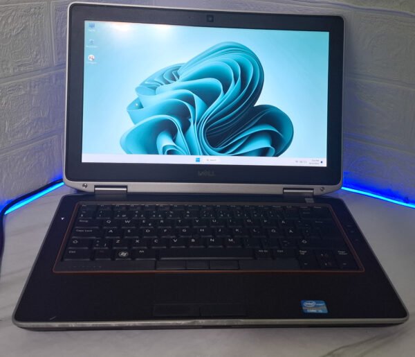 Dell Latitude E6320 | Intel Core i5-2540M | 6GB RAM | 120GB SSD | 13.3" HD | Windows 11 Pro