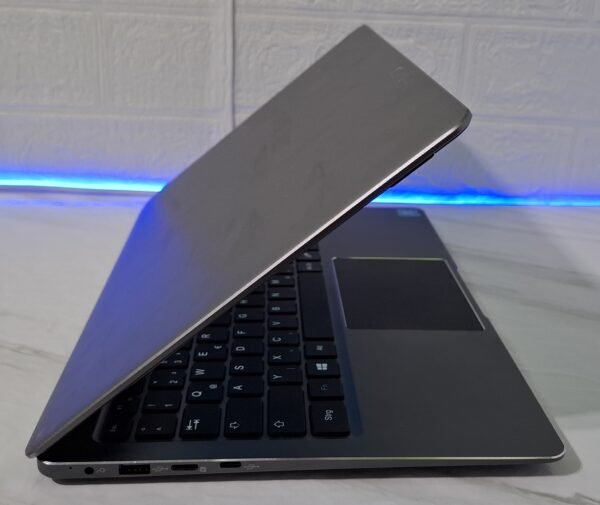 LincPlus P2 sa Intel Celeron N3350, 4GB RAM, 64GB SSD i 14" HD ekranom – idealan povoljan laptop za školu, posao i multimediju.