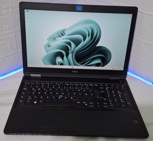 Dell Latitude 5580 | Intel Core i5-7200U | 8GB RAM | 256GB SSD | 15.6" Full HD | Windows 11 Pro