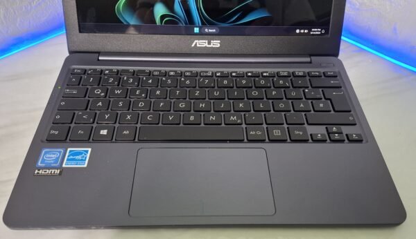 Laptop | Intel Celeron N4000 | 4GB RAM | 11.6" HD | Windows 10 Pro