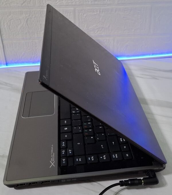 Acer Aspire 4820TG, Core i3 laptop, Radeon HD 5650, polovan laptop, 4GB RAM, SSD laptop, 14 inča laptop, laptop za osnovne igre, povoljan laptop