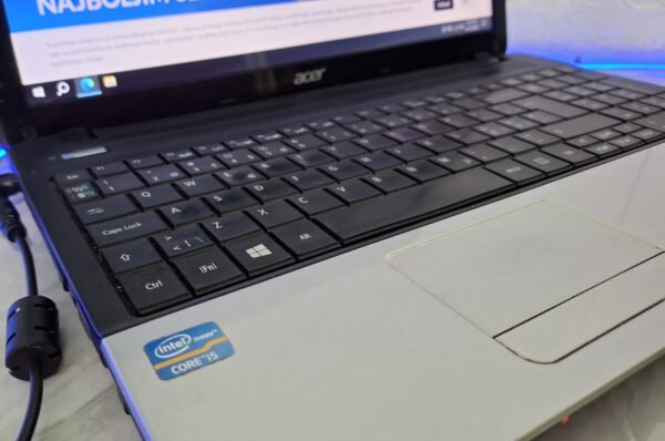Acer Aspire E1-571, Core i5 laptop, polovan laptop, 6GB RAM, SSD laptop, 15.6 inča laptop, laptop za svakodnevnu upotrebu, povoljan laptop