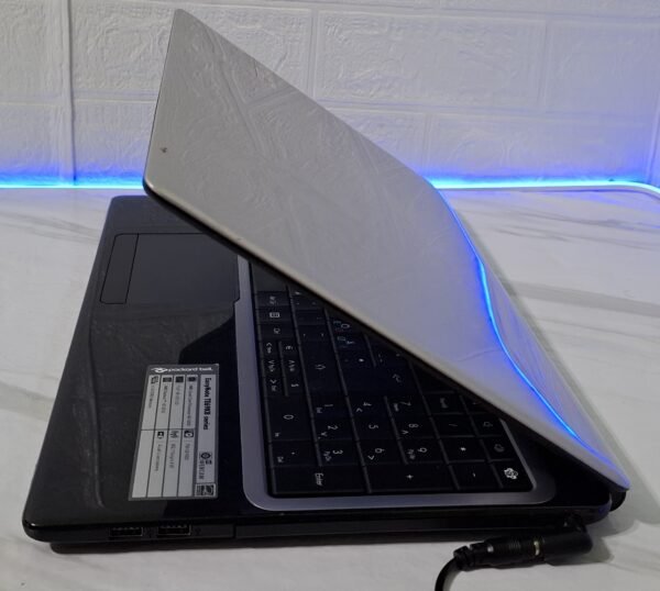 Packard Bell EasyNote TE69KB, AMD A4 laptop, polovan Packard Bell laptop, povoljan laptop, laptop za školu, laptop za posao, 8GB RAM, HDD laptop, 15.6 inča laptop