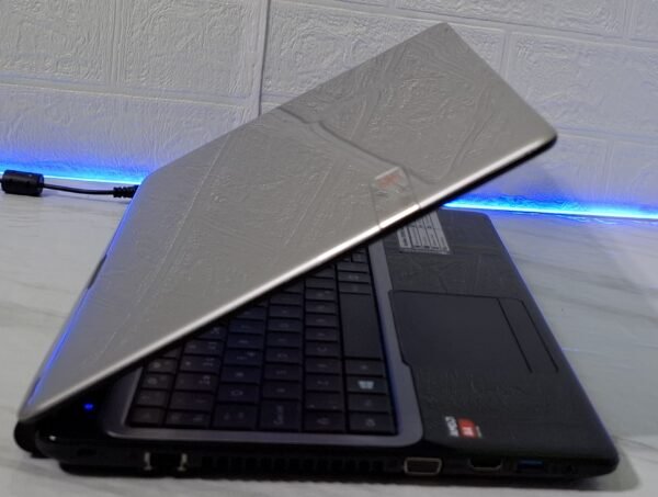 Packard Bell EasyNote TE69KB, AMD A4 laptop, polovan Packard Bell laptop, povoljan laptop, laptop za školu, laptop za posao, 8GB RAM, HDD laptop, 15.6 inča laptop