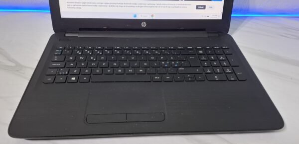 HP 15, AMD A6 laptop, polovan HP laptop, povoljan laptop, laptop za školu, laptop za posao, 8GB RAM, 128GB SSD, Full HD ekran, Windows 11