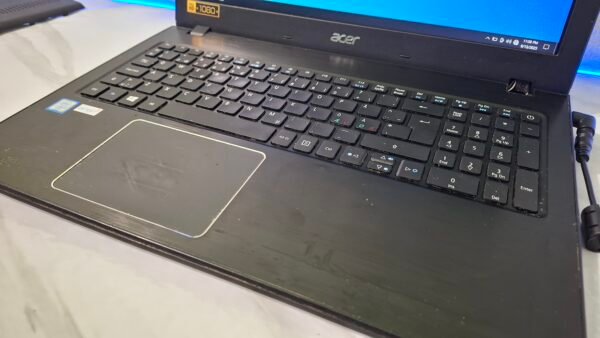 Acer Aspire E5-575, Core i5 laptop, polovan Acer laptop, povoljan laptop, laptop za školu, laptop za posao, 6GB RAM, 128GB SSD, FHD ekran, Windows 10 Pro