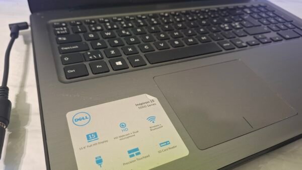 Dell Inspiron P66F, Core i5 laptop, polovan Dell laptop, povoljan laptop, laptop za školu, laptop za posao, 8GB RAM, 128GB SSD, FHD ekran, Windows 10 Pro