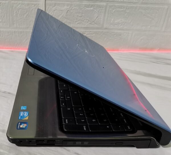 Dell Inspiron 15 1564