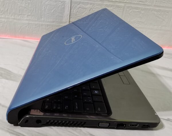 Dell Inspiron 15 1564