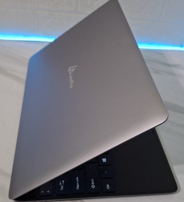 LinkPlus P1, Celeron N4000, 4GB RAM, 256GB SSD, ultrabook, Full HD laptop, poslovni laptop, studentski laptop, laptop sa Windows 10, prenosivi laptop, energetski efikasan laptop LinkPlus P1, Celeron N4000, 4GB RAM, 256GB SSD, ultrabook, Full HD laptop, poslovni laptop, studentski laptop, laptop sa Windows 10, prenosivi laptop, energetski efikasan laptop