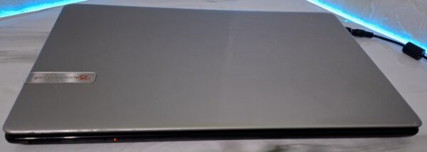 Packard Bell EasyNote TE69KB laptop