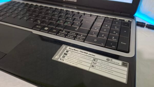 Packard Bell EasyNote TE69KB laptop