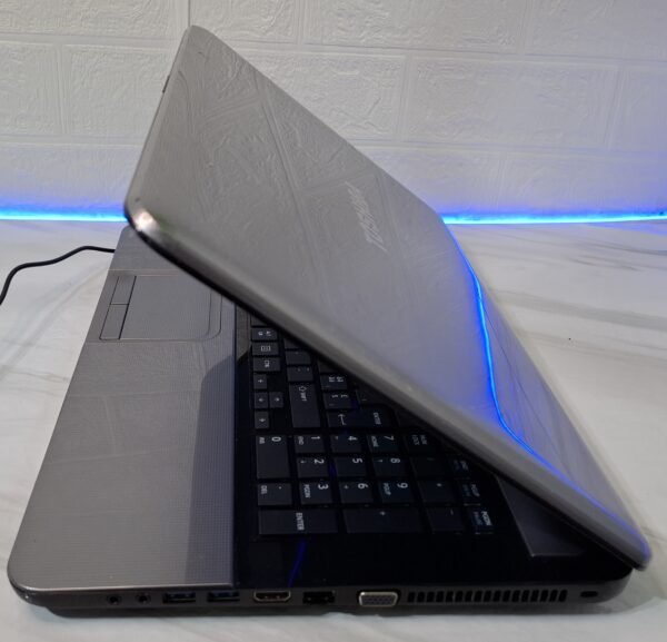 20251118-221708 Toshiba L870-16K laptop