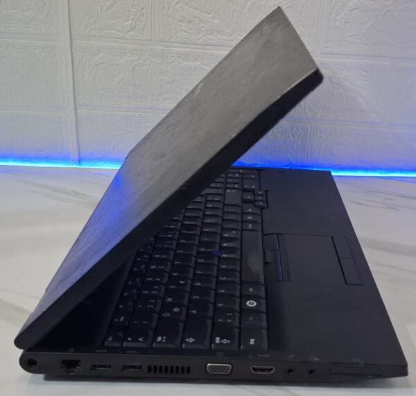 Samsung 400B4B laptop Samsung 400B4B laptop