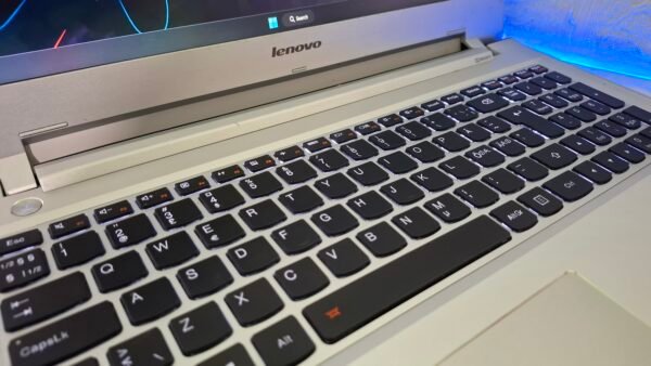 Lenovo IdeaPad 500 laptop