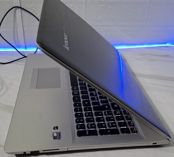 Lenovo IdeaPad 500 laptop