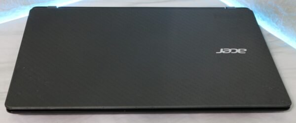 Acer Aspire V3-371 laptop