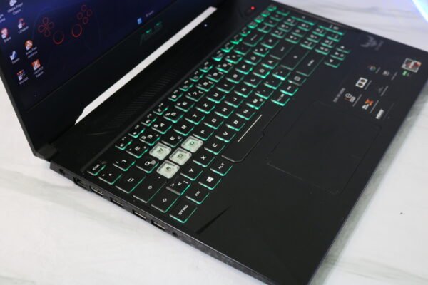 ASUS TUF Gaming FX505D laptop