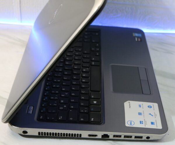 Dell Inspiron 5737 laptop