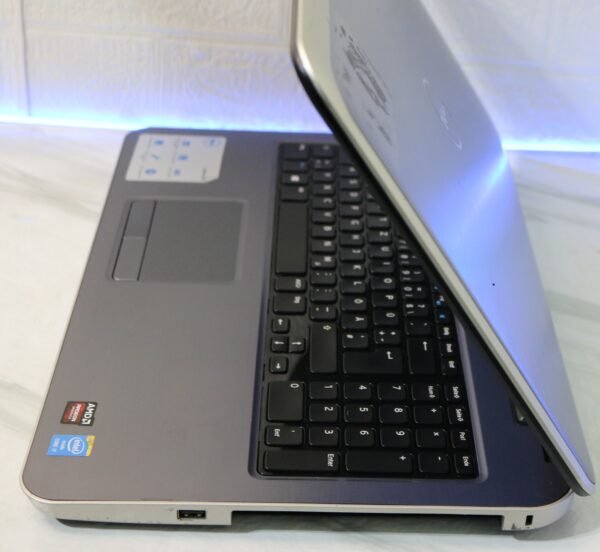 Dell Inspiron 5737 laptop