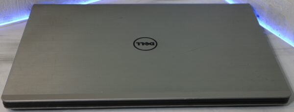 Dell Inspiron 5748 laptop