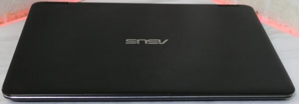 ASUS TP301UJ laptop