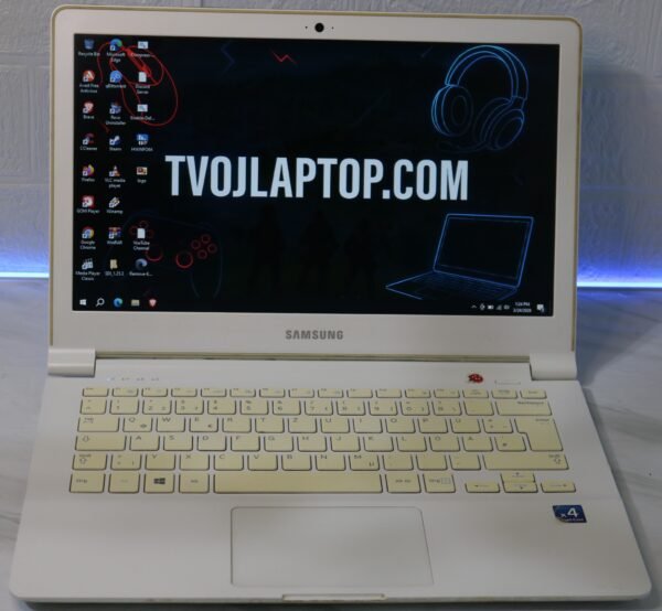 Samsung NP905S | AMD A6-1450 | 4GB RAM | 128GB SSD | 13.3" Laptop | Windows 10