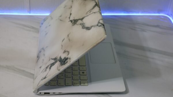 Samsung NP905S | AMD A6-1450 | 4GB RAM | 128GB SSD | 13.3" Laptop | Windows 10