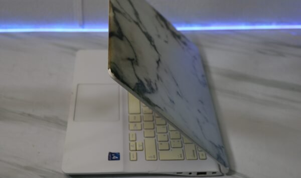 Samsung NP905S | AMD A6-1450 | 4GB RAM | 128GB SSD | 13.3" Laptop | Windows 10