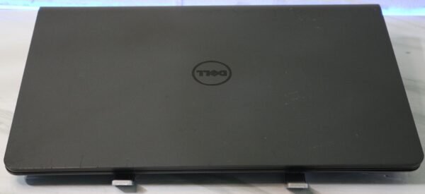 Dell Latitude 3550 Dell Latitude 3550