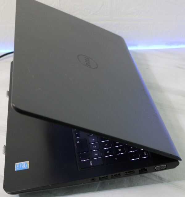 Dell Latitude 3550 Dell Latitude 3550