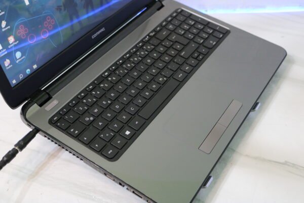Compaq 15