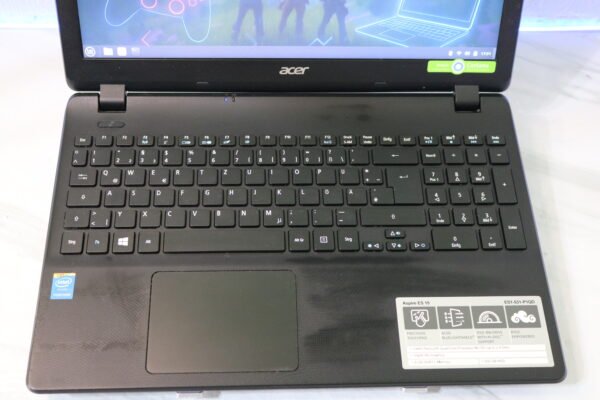Acer Aspire ES1-531 Pentium N3700 / 4GB RAM / 500GB HDD / 15.6" – Laptop za internet i svakodnevnu upotrebu Acer Aspire ES1-531 Pentium N3700 / 4GB RAM / 500GB HDD / 15.6" – Laptop za internet i svakodnevnu upotrebu