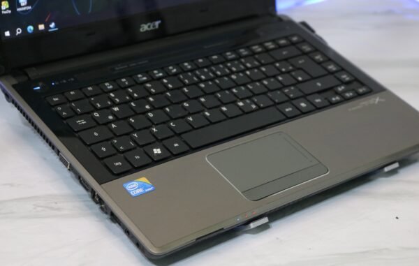 Acer Aspire 4820TG i5-460M / 6GB RAM / 128GB SSD / Radeon HD 5650 / 14" – Multimedijalni laptop Acer Aspire 4820TG i5-460M / 6GB RAM / 128GB SSD / Radeon HD 5650 / 14" – Multimedijalni laptop