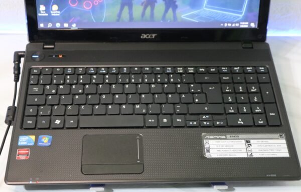 Acer Aspire 5742G i3-370M / 6GB RAM / 128GB SSD / Radeon HD 7370M / 15.6" – Laptop za posao i multimediju Acer Aspire 5742G i3-370M / 6GB RAM / 128GB SSD / Radeon HD 7370M / 15.6" – Laptop za posao i multimediju