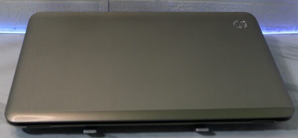 HP Pavilion dv7 HP Pavilion dv7