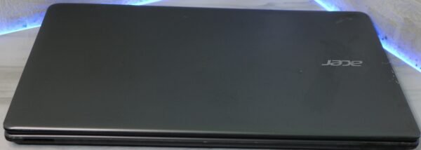 Acer Aspire E1-570