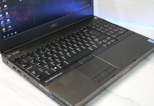 Dell Precision M4800 polovan laptop