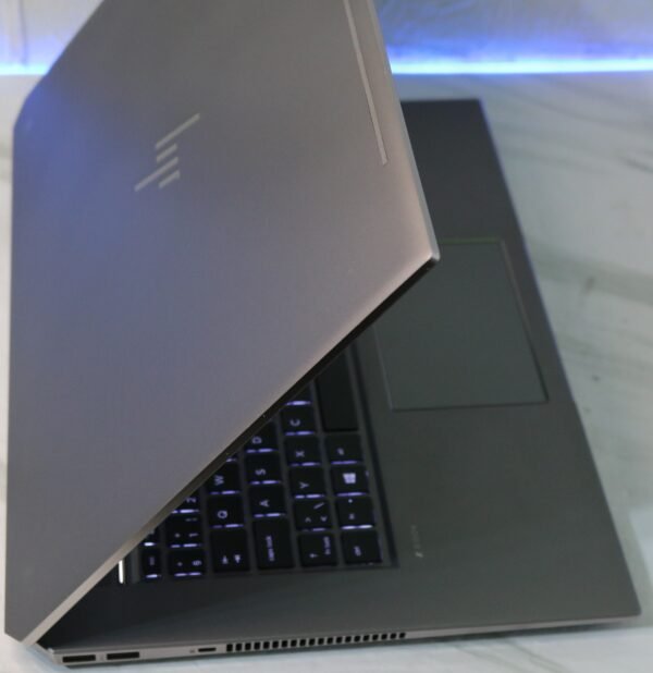 HP zbook studio g5