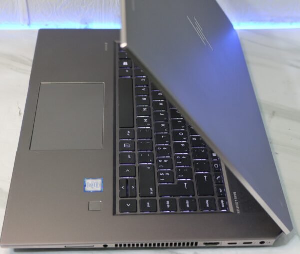 HP zbook studio g5
