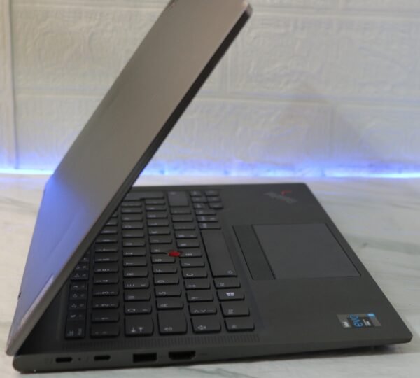Lenovo ThinkPad X1 Yoga G6 polovan laptop Lenovo ThinkPad X1 Yoga G6 polovan laptop