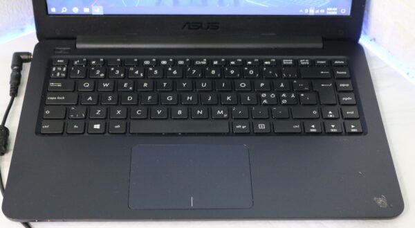 asus asus