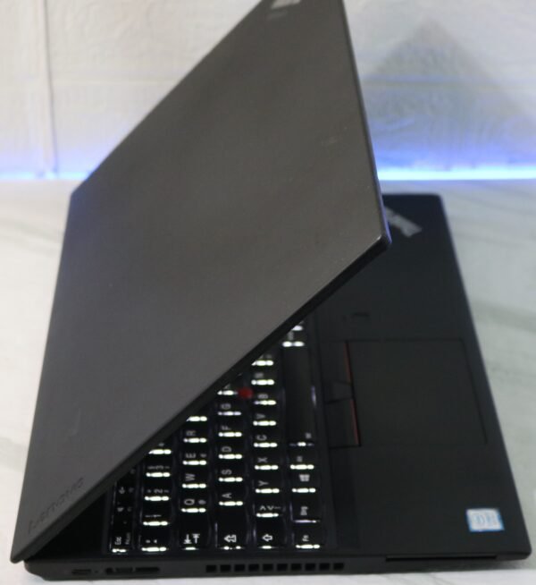 Lenovo ThinkPad P52s